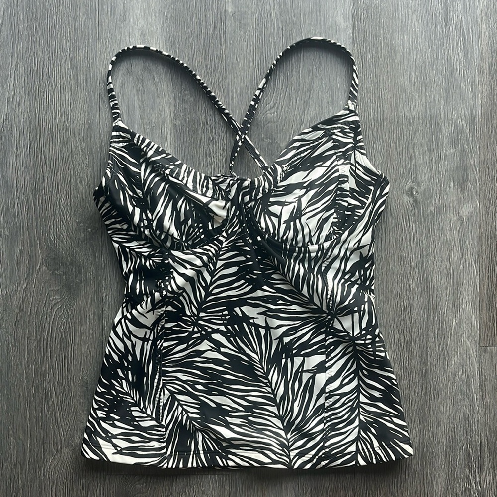 Athleta Tankini ✧ Black and Cream ✧ Size 34 D/DD